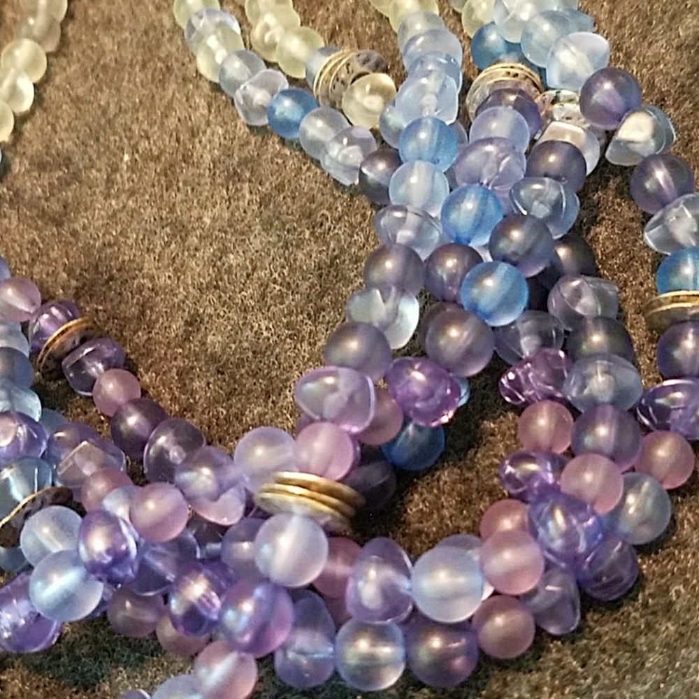 Necklace - Picture 3 of 4